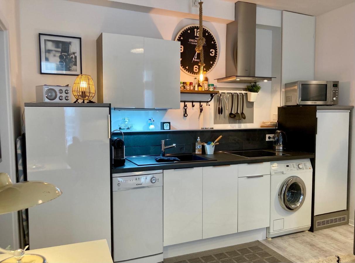 Living At Saarpartments - Adultsonly - Business & Holiday Homes With Kitchen For Long- And Short Term Stay, 3 Min To St Johanner Markt And Points Of Interest Saarbrücken Exterior foto